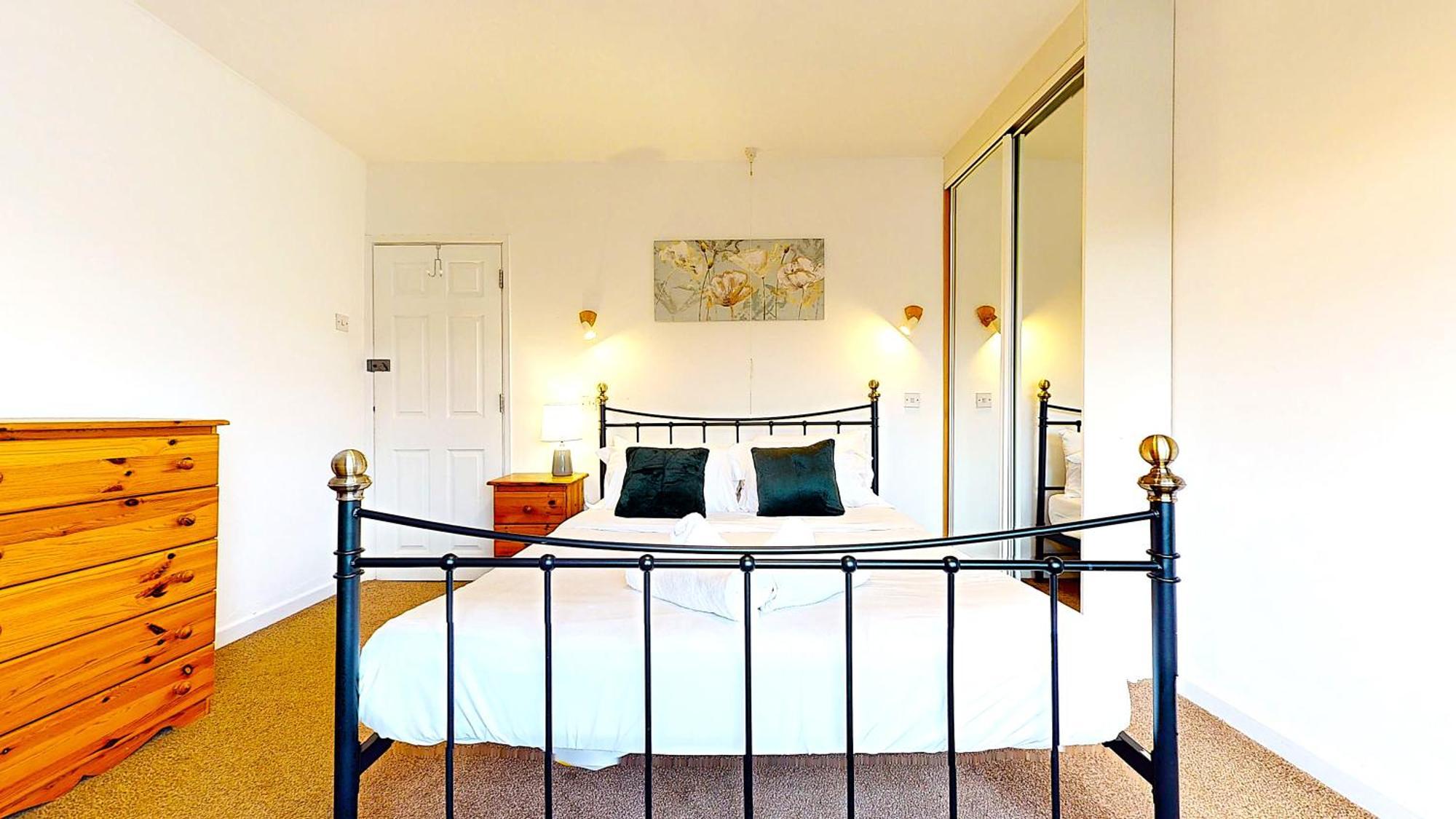 Sleeps 10, Free Parking, Close To Science Park, King Size Bed Milton  Bagian luar foto
