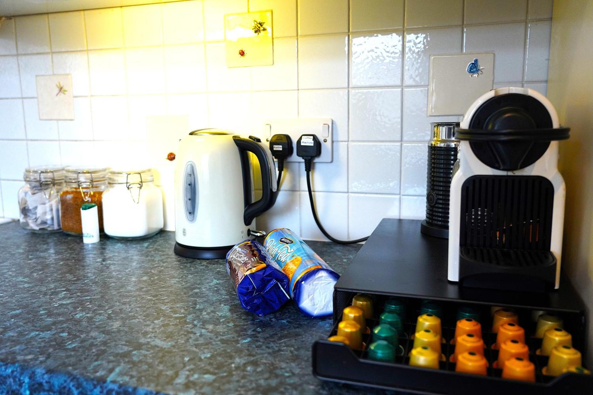 Sleeps 10, Free Parking, Close To Science Park, King Size Bed Milton  Bagian luar foto